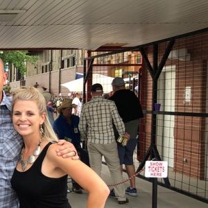 Meet your Posher, Michaela